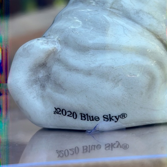 New 2020 Blue Sky pug Christmas ornament paired with FA-LA-LA Mug. Gift boxed - Picture 7 of 8